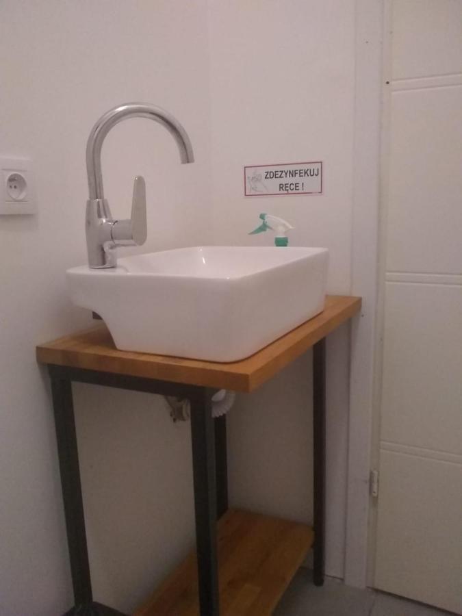 Rodzinna przestrzeń dla 8 osób 2 pokoje z łazienką i mini aneksem Varsovia Exterior foto
